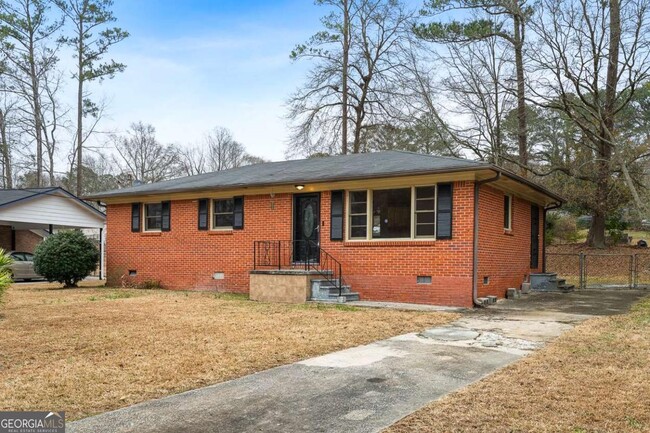 6125 Cedar Wood Dr in College Park, GA - Building Photo - Building Photo