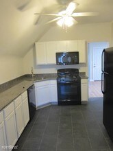 3112 W Diversey Ave-Unit -Unit 2 in Chicago, IL - Building Photo - Building Photo