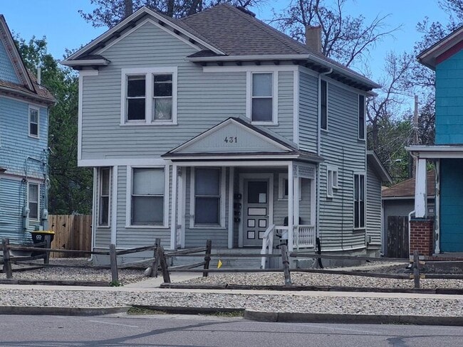 property at 427-431 E Bijou St