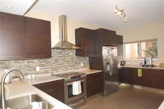 4634 Mirada Way, Unit 19 in Sarasota, FL - Building Photo - Building Photo