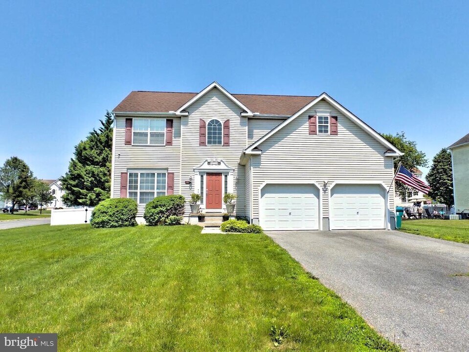 161 Belfry Dr in Felton, DE - Building Photo