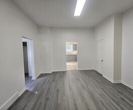 837 Stanton Ave in Pittsburgh, PA - Building Photo - Building Photo