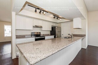 726 W Laguna Azul Ave in Mesa, AZ - Building Photo - Building Photo