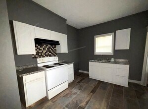 1547 E McLemore Ave in Memphis, TN - Building Photo - Building Photo