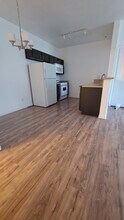 4960 Harrison Dr, Unit CONDO FOR RENT in Las Vegas, NV - Foto de edificio - Building Photo