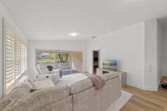 4748 San Carlo Ct in Naples, FL - Building Photo - Building Photo