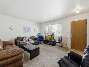 Prime Old Town Access | 3 Bed Home Near City Park + Downtown in Fort Collins, CO - Building Photo - Building Photo