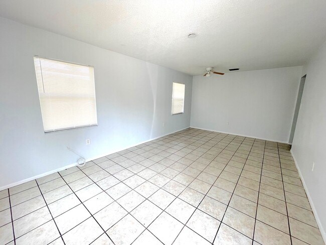 2216 Flamingo Blvd-Unit -2216 Flamingo Blvd in Bradenton, FL - Building Photo - Building Photo