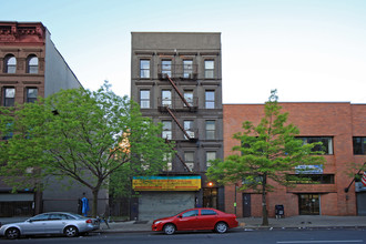 230 W 116th St in New York, NY - Foto de edificio - Building Photo