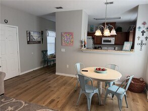 1109 W Nelson Ave in Aransas Pass, TX - Foto de edificio - Building Photo