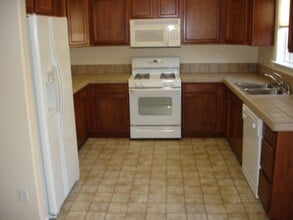 4676 Kathleen Denise Ln in Reno, NV - Building Photo - Building Photo