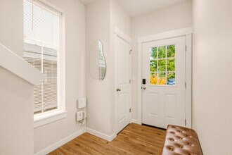 3213 Grand Blvd in Vancouver, WA - Building Photo - Building Photo