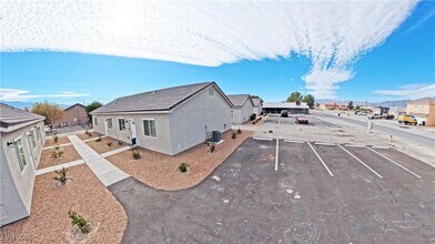 1111 Sixshooter Ave in Pahrump, NV - Building Photo - Building Photo