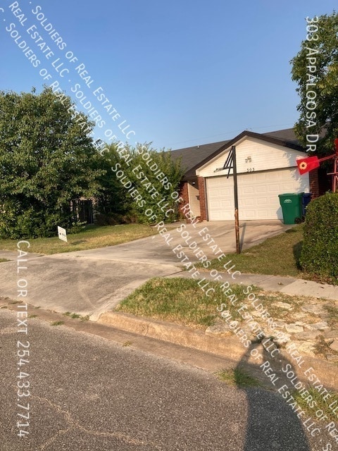 303 Appaloosa Dr in Copperas Cove, TX - Building Photo