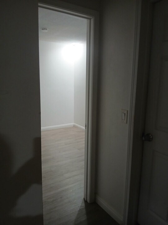 9490 Elm Ave in Fontana, CA - Building Photo