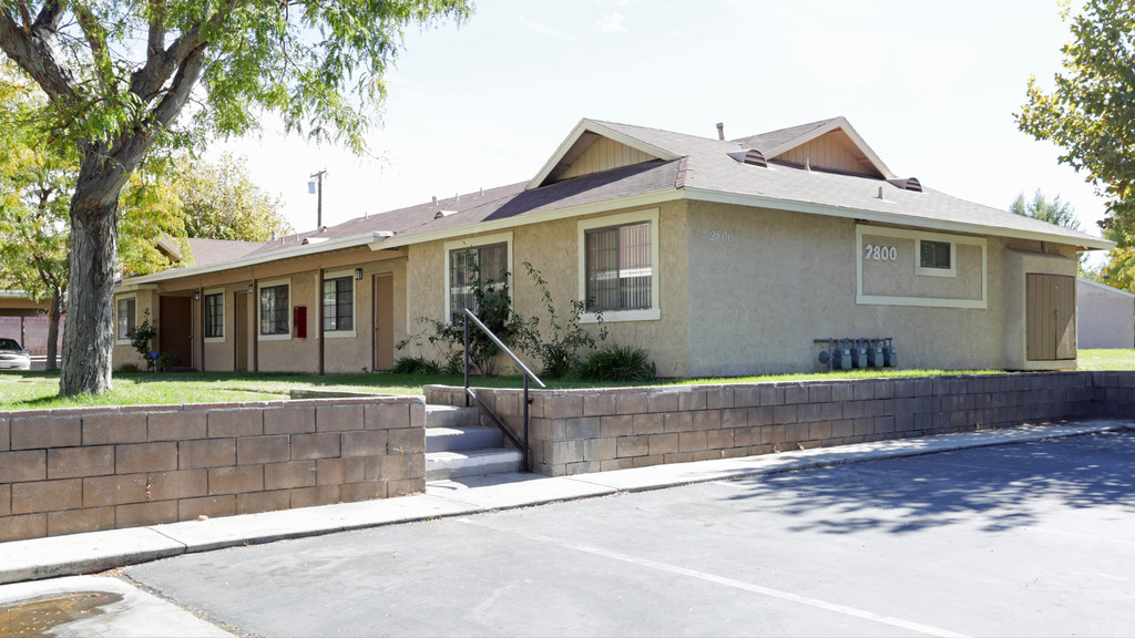 Windrose Apartments In Lancaster California
