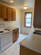 630 N 57th Ave W, Unit 2 in Duluth, MN - Building Photo - Building Photo