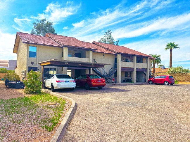 property at 416 N Roca