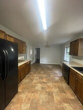 1600 Hollingshed Rd in Irmo, SC - Building Photo - Building Photo