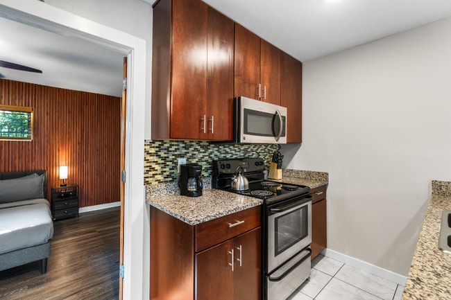 202 N Fremont Ave in Tampa, FL - Foto de edificio - Building Photo