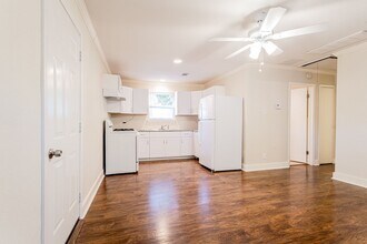 1909 Morrow St in Austin, TX - Building Photo - Building Photo