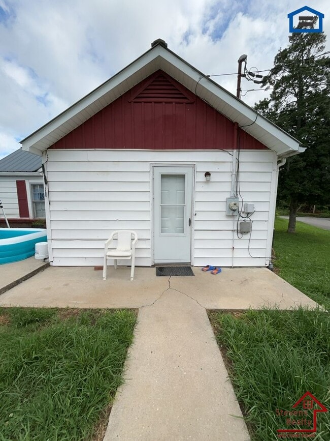 property at 312 Higginbotham Rd
