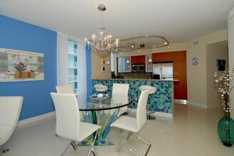 2821 N Ocean Blvd, Unit 401S in Fort Lauderdale, FL - Foto de edificio - Building Photo