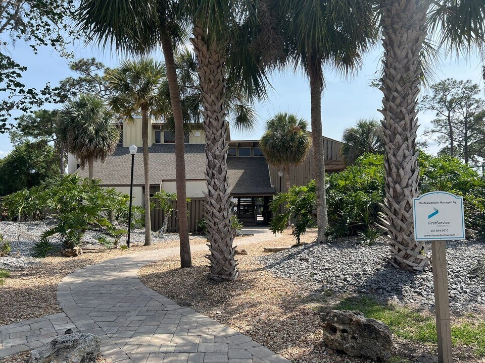 4840 Pebble Beach Dr in Orlando, FL - Building Photo