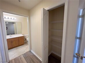 8470 Kingbird Loop in Ft. Myers, FL - Building Photo - Building Photo