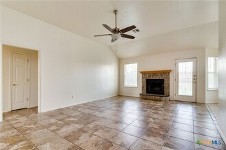 4001 Bade Ct in Killeen, TX - Building Photo - Building Photo