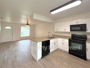 1326 SE 24th Ave in Cape Coral, FL - Building Photo - Building Photo