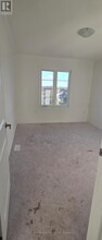 42 W Oak Trl in Barrie, ON - Building Photo - Building Photo