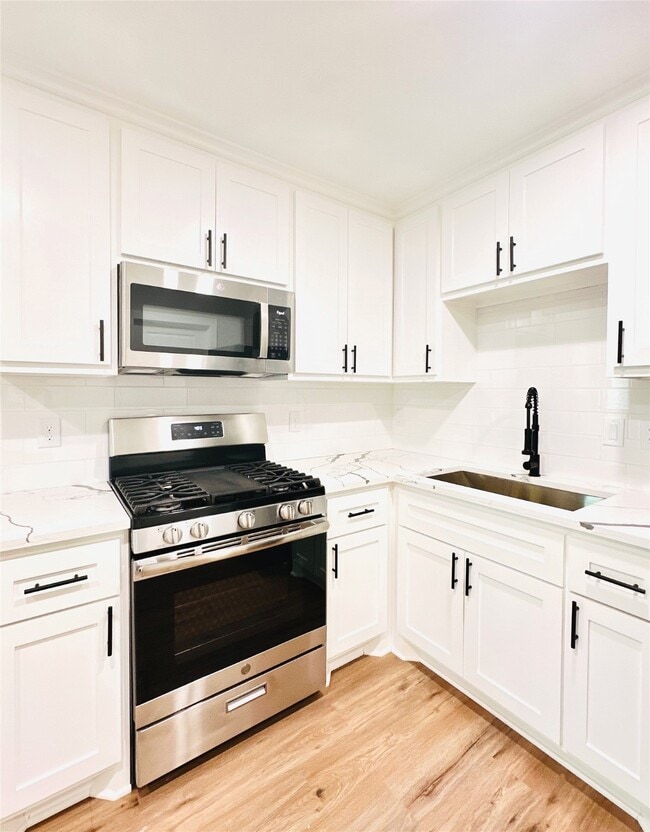 property at 11130 Hanning Ln