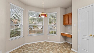 12530 Skyline Mesa in San Antonio, TX - Building Photo - Building Photo