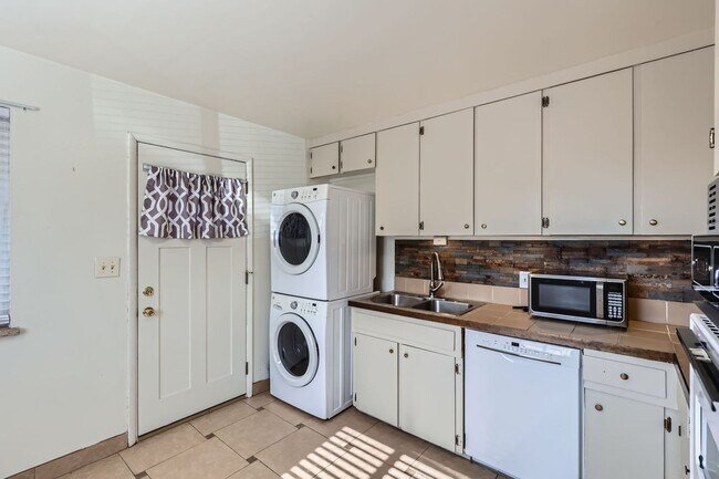 3911 Lipan St in Denver, CO - Foto de edificio - Building Photo