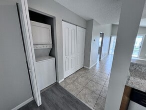 2544 Woodgate Blvd in Orlando, FL - Building Photo - Building Photo