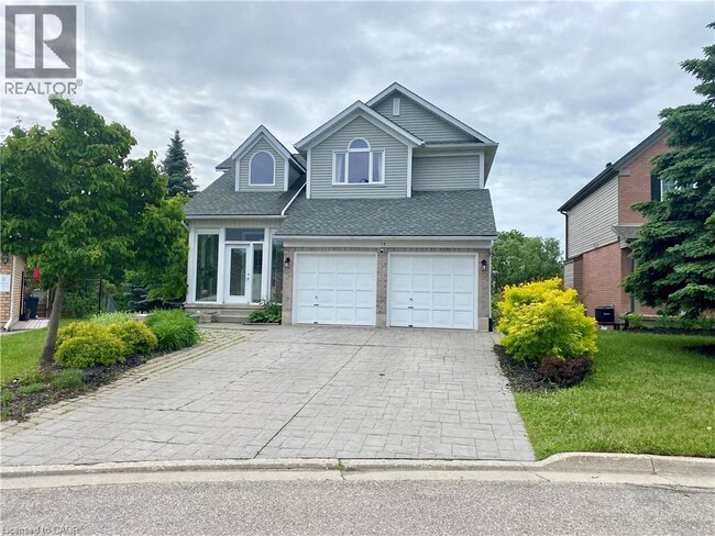 property at 15 Oliver Ct
