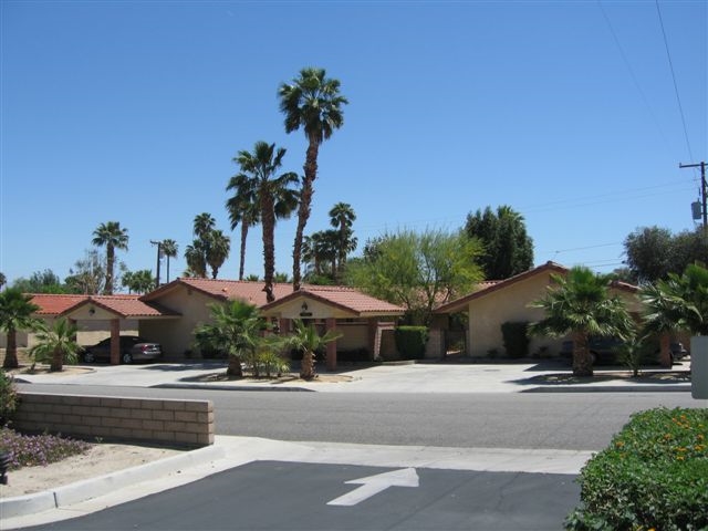 44600-44620 San Rafael Ave in Palm Desert, CA - Building Photo - Other