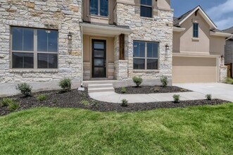 313 Rock Knl St in Liberty Hill, TX - Building Photo - Building Photo