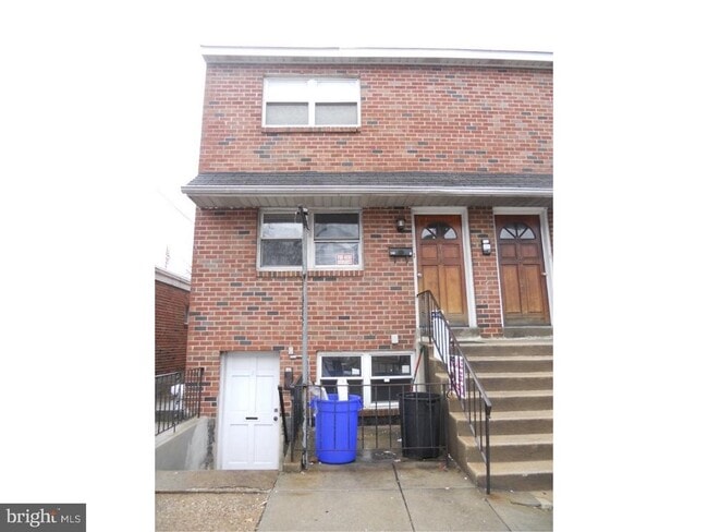 property at 120 E 4th St
