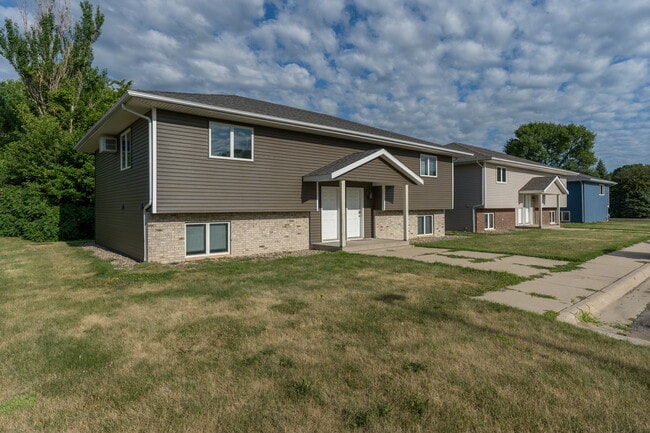 121 Balcerzak Dr
