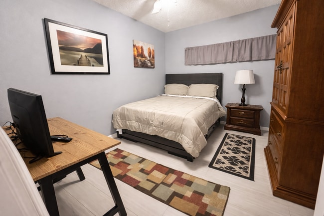 property at 686 Caribou Ct