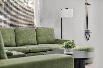 1040 Eagle Dr, Unit SI ID1514800P in Desoto, TX - Foto de edificio - Building Photo