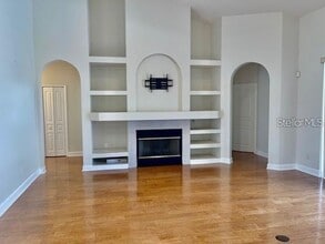 10052 Oakside Ct in Orlando, FL - Building Photo - Building Photo