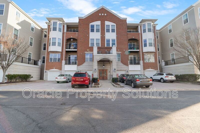 5930 Great Star Dr in Clarksville, MD - Foto de edificio