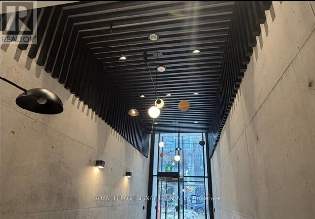 284 King St E in Toronto, ON - Building Photo - Building Photo