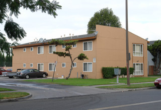 12701 Flower St in Garden Grove, CA - Building Photo - Building Photo