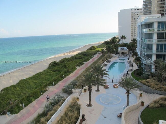 6801 Collins Ave in Miami Beach, FL - Building Photo - Building Photo