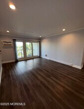 330 Shore Dr in Highlands, NJ - Building Photo - Building Photo