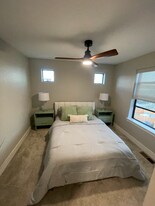 2010 S Holly St in Denver, CO - Building Photo